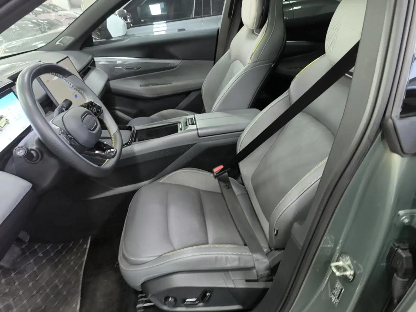 Lynk & Co 08 EM-P 2023 220km All-Wheel-Drive Performance Halo — миниатюра 17
