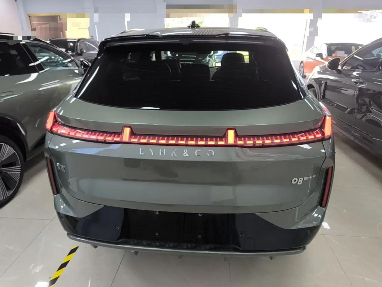 Lynk & Co 08 EM-P 2023 220km All-Wheel-Drive Performance Halo — миниатюра 3