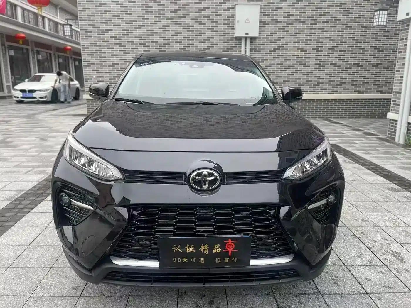 2021 Toyota RAV4 2.0L CVT 4WD Luxury Edition — миниатюра 2