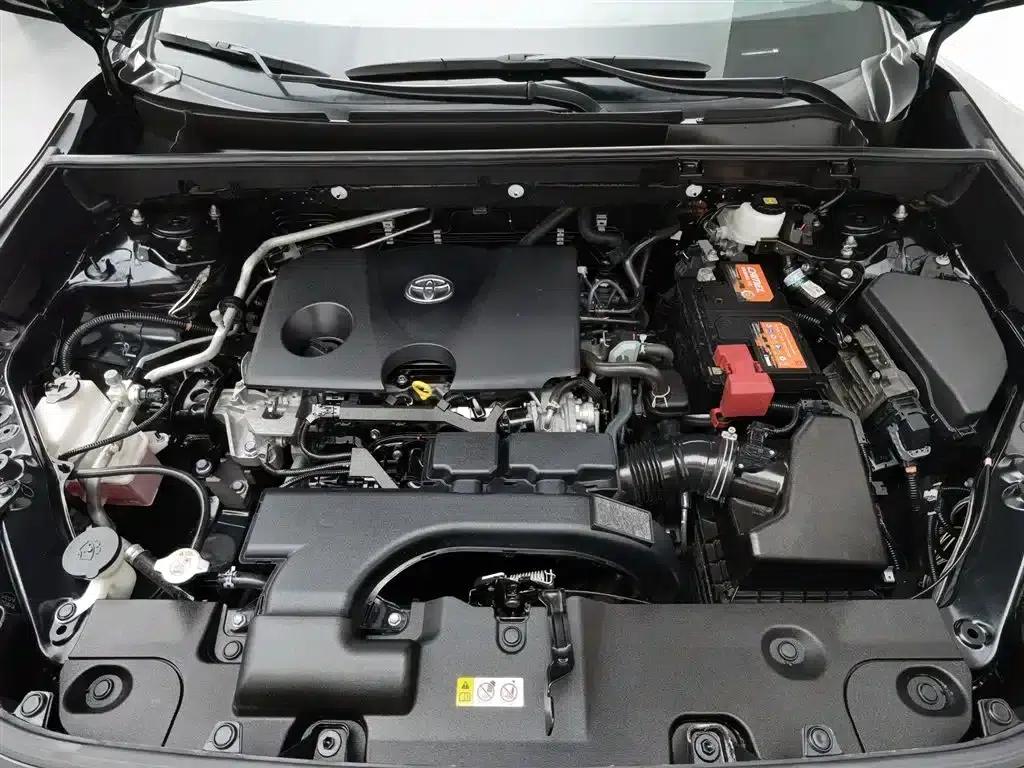 2020 Toyota RAV4 2.0L CVT 2WD Luxury Edition — миниатюра 6
