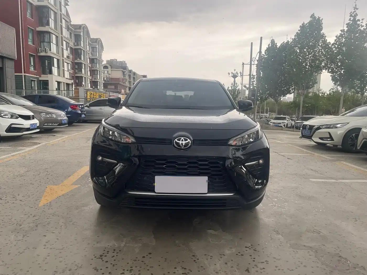 2022 Toyota RAV4 2.0L CVT 2WD Luxury Edition — миниатюра 2