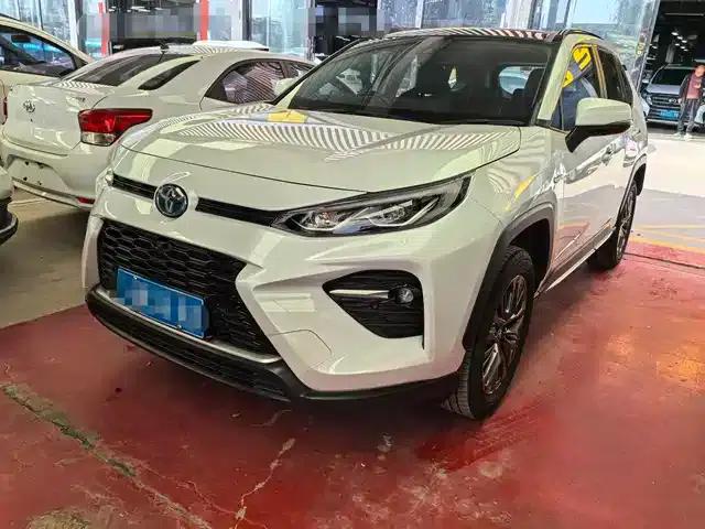 2023 Toyota RAV4 Hybrid 2.5L E-CVT 4WD Premium Edition