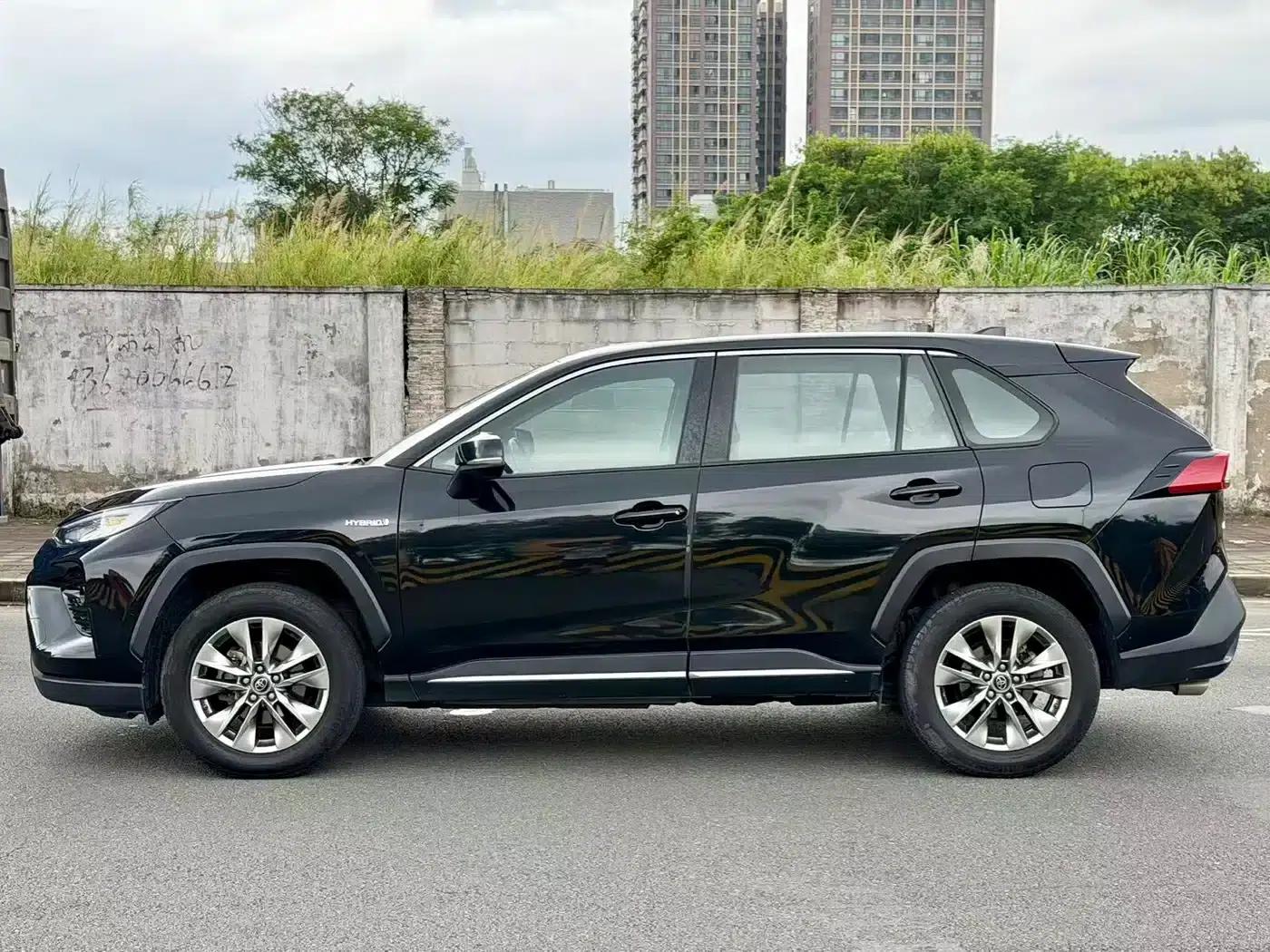 Highlander 2022 Hybrid 2.5L E-CVT 2WD Luxury PLUS Edition — миниатюра 13
