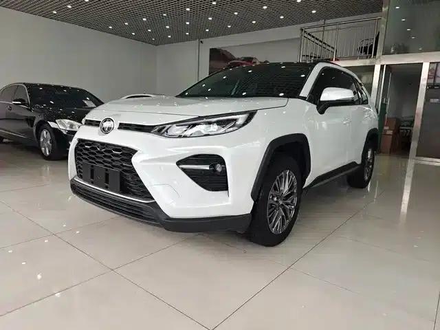 2023 Toyota RAV4 2.0L CVT 4WD Luxury PLUS Edition