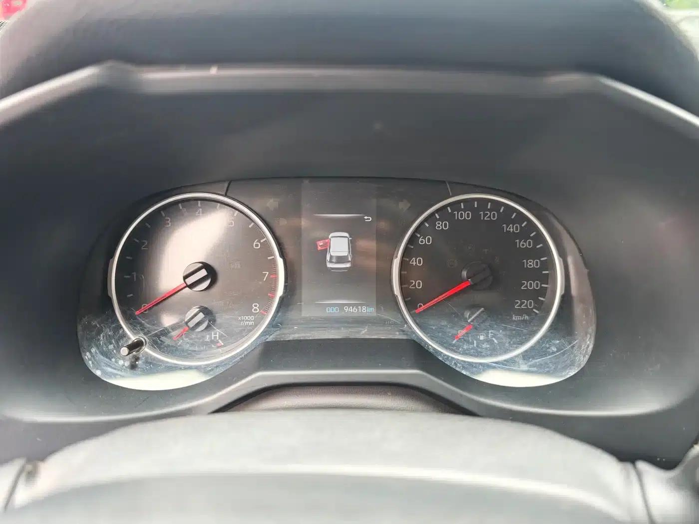 2024 Toyota RAV4 2.0L CVT 2WD Leading Edition — миниатюра 10