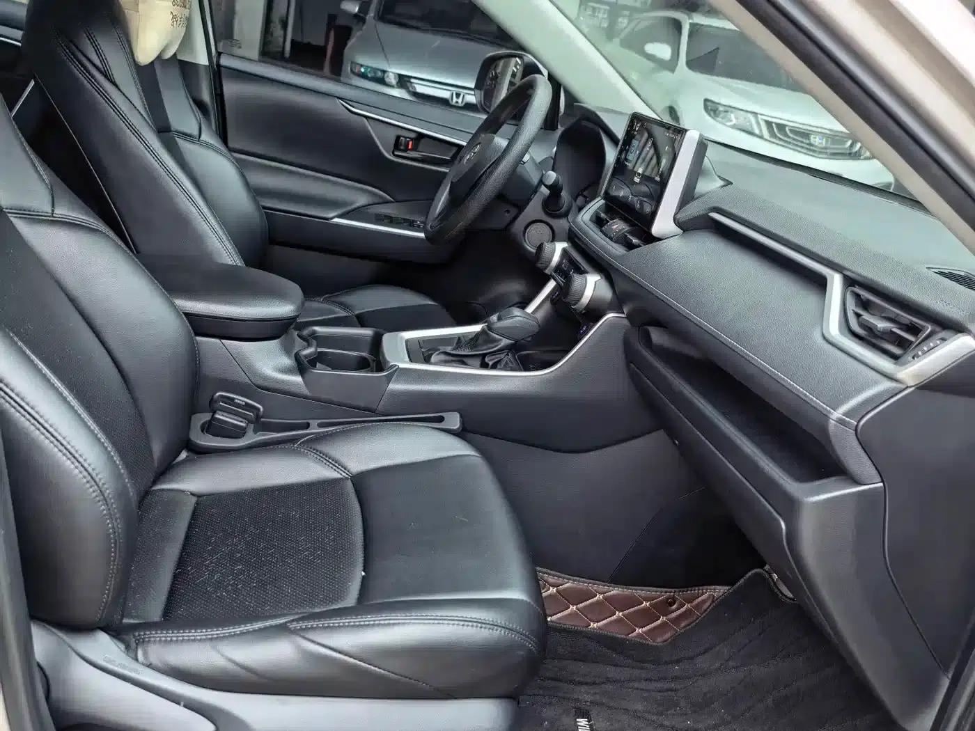 2023 Toyota Highlander 2.0L CVT 2WD Leading Edition — миниатюра 11