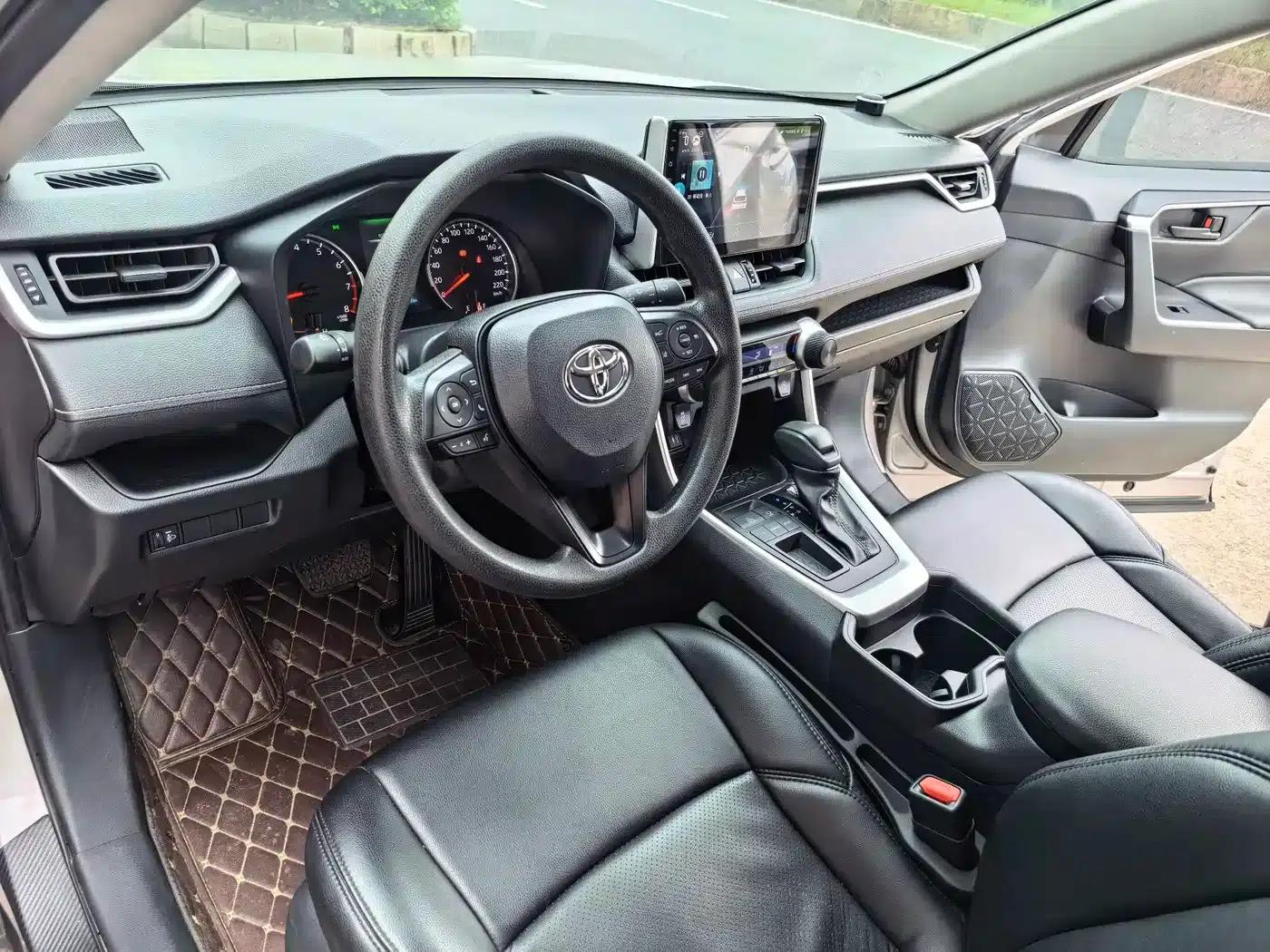 2023 Toyota Highlander 2.0L CVT 2WD Leading Edition — миниатюра 15