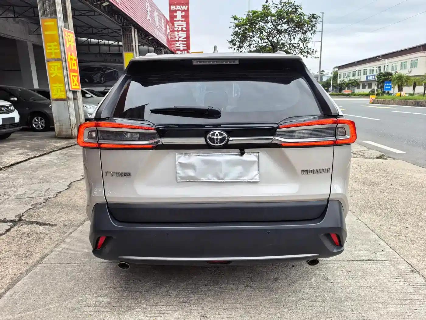 2023 Toyota Highlander 2.0L CVT 2WD Leading Edition — миниатюра 9