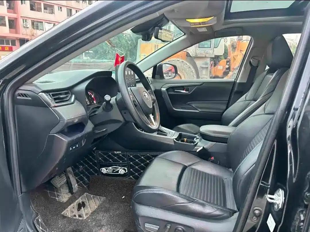 Highlander 2020 2.0L CVT 2WD Tech Edition — миниатюра 4