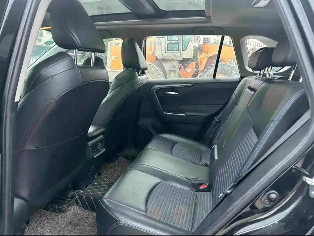 Highlander 2020 2.0L CVT 2WD Tech Edition — миниатюра 6