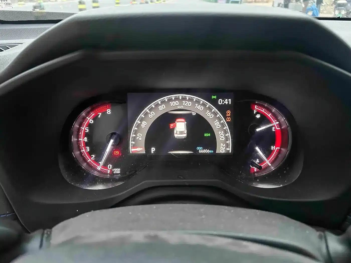 Highlander 2020 2.0L CVT 2WD Tech Edition — миниатюра 7