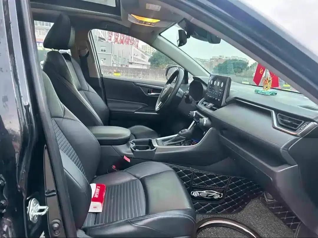 Highlander 2020 2.0L CVT 2WD Tech Edition — миниатюра 8