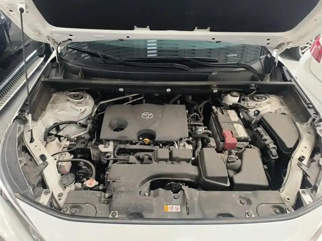 2024 Toyota RAV4 2.0L CVT 2WD Urban Edition — миниатюра 20