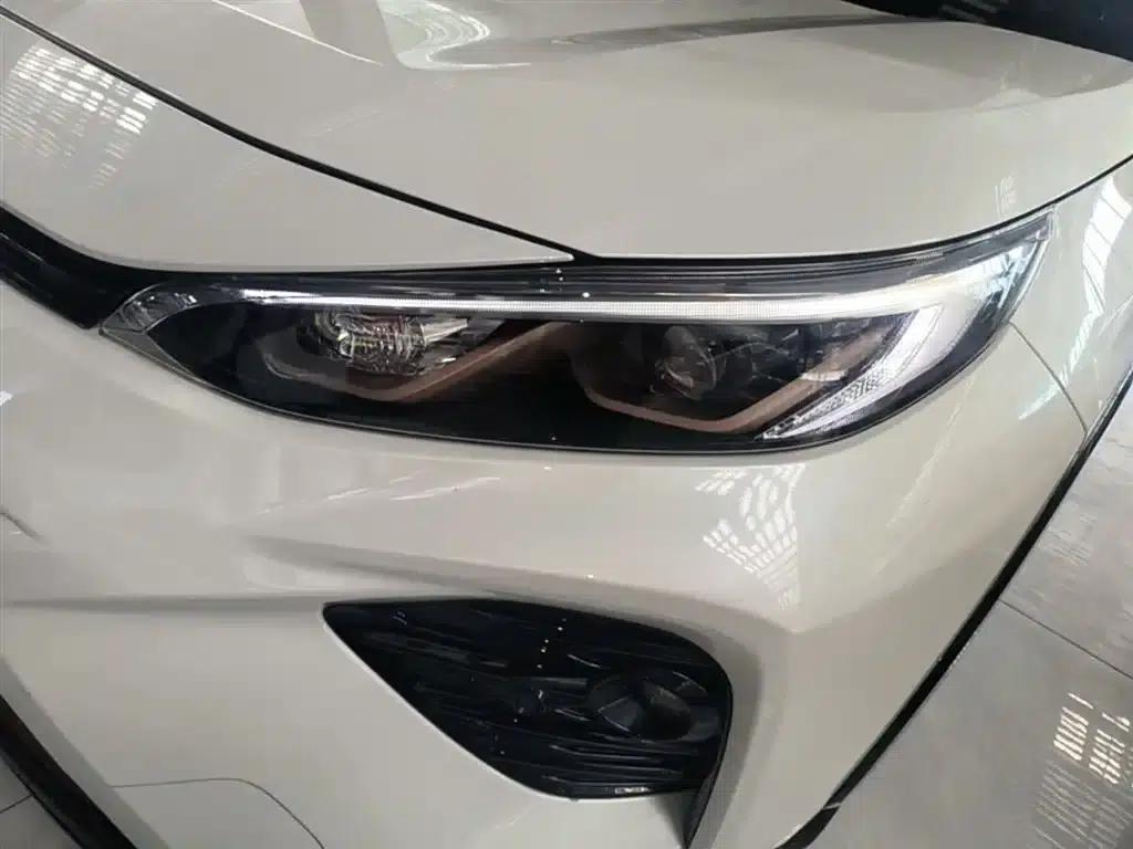 2024 Toyota RAV4 2.0L CVT 2WD Urban Edition — миниатюра 24
