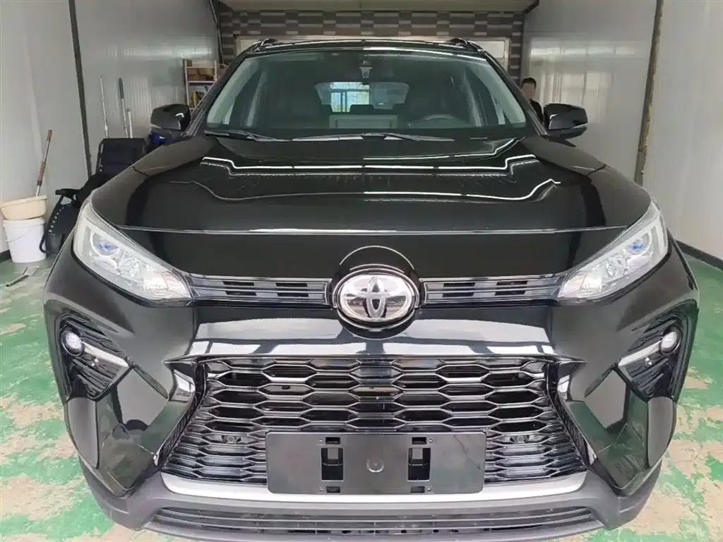 2022 Toyota RAV4 2.0L CVT 2WD Urban Edition — миниатюра 3