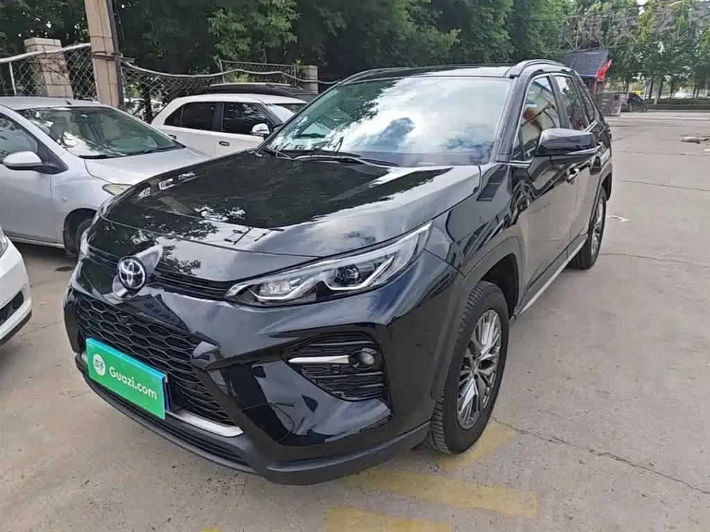 2023 Toyota RAV4 2.0L CVT 4WD Luxury PLUS Edition — миниатюра 2