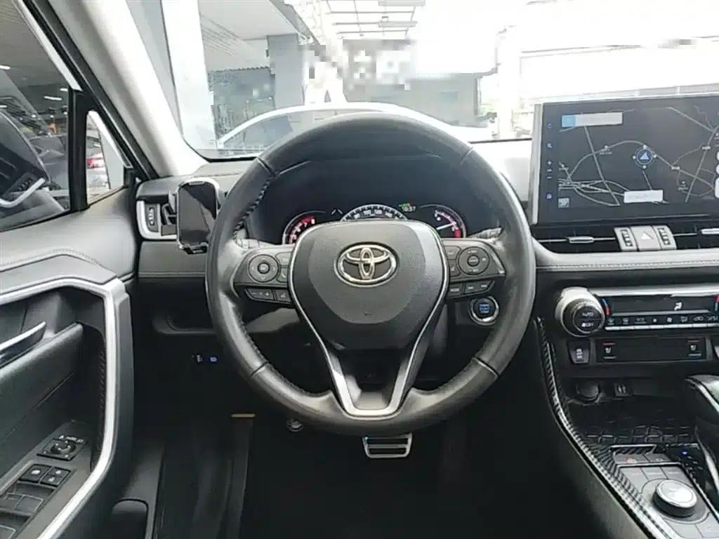 Highlander 2020 2.0L CVT 4WD Premium Edition — миниатюра 11