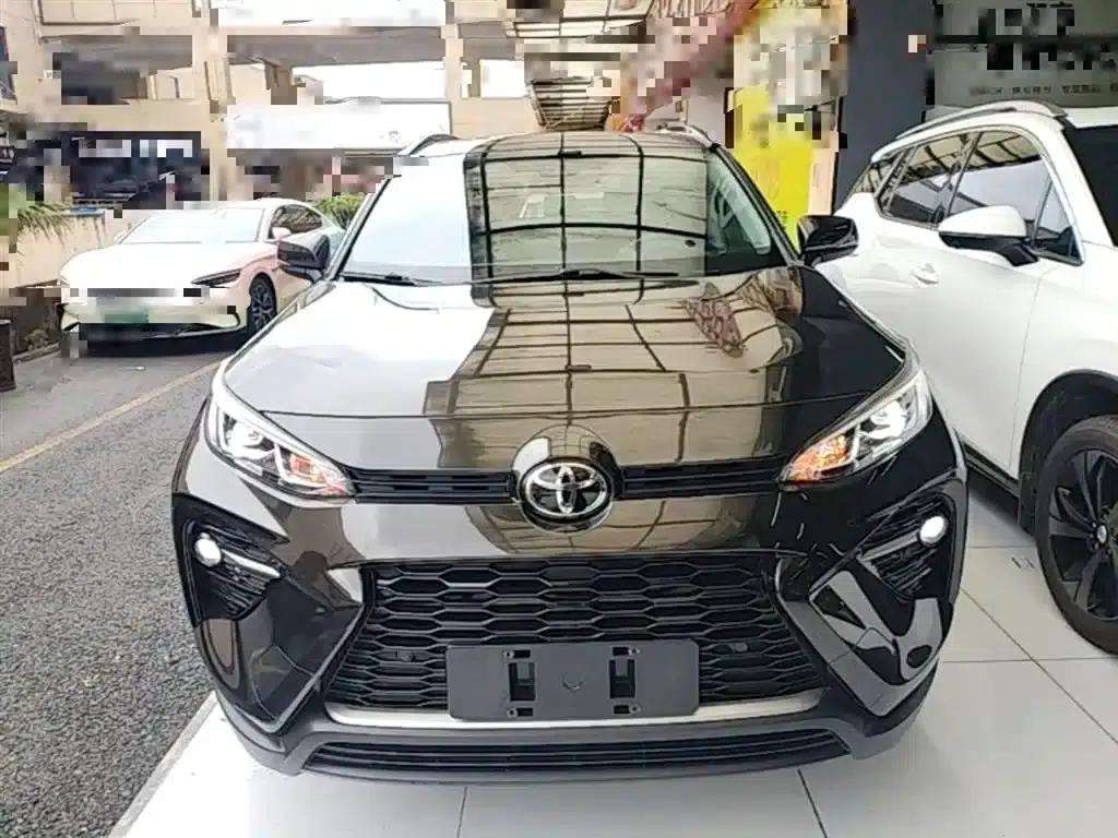 Highlander 2020 2.0L CVT 4WD Premium Edition — миниатюра 3