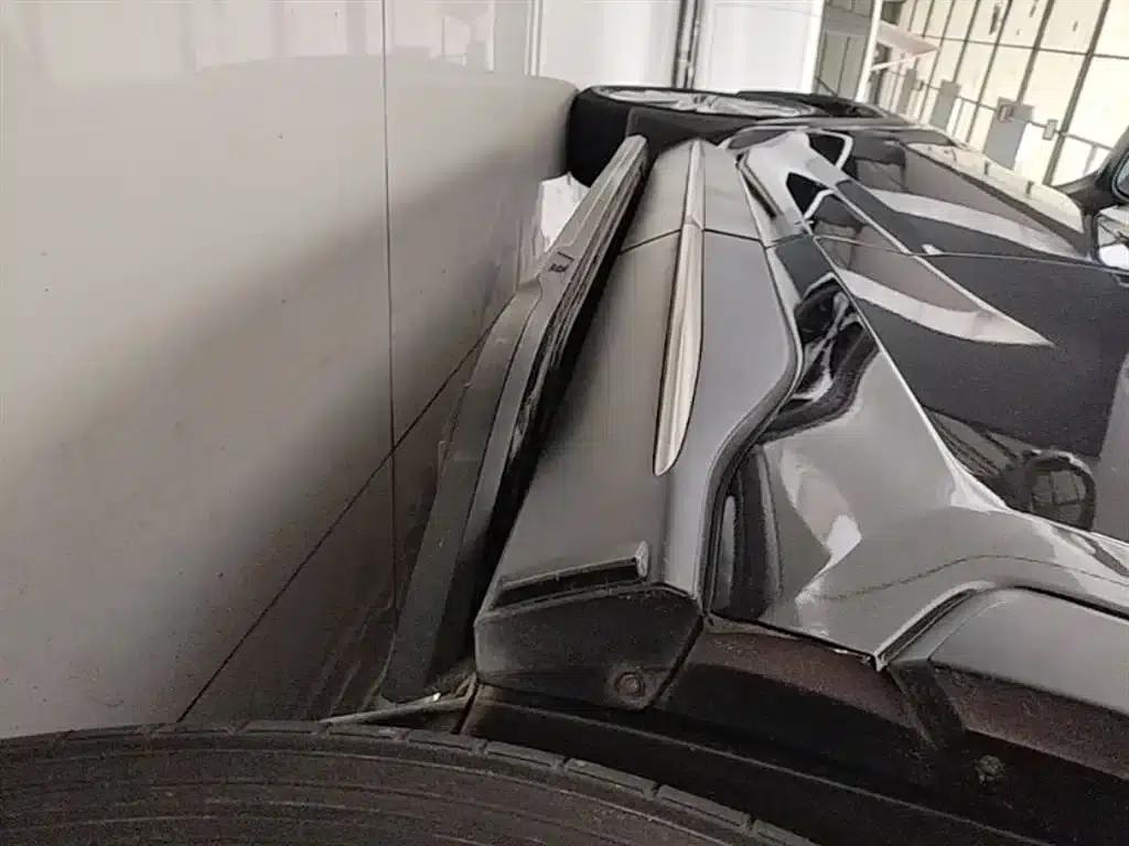 Highlander 2020 2.0L CVT 4WD Premium Edition — миниатюра 22
