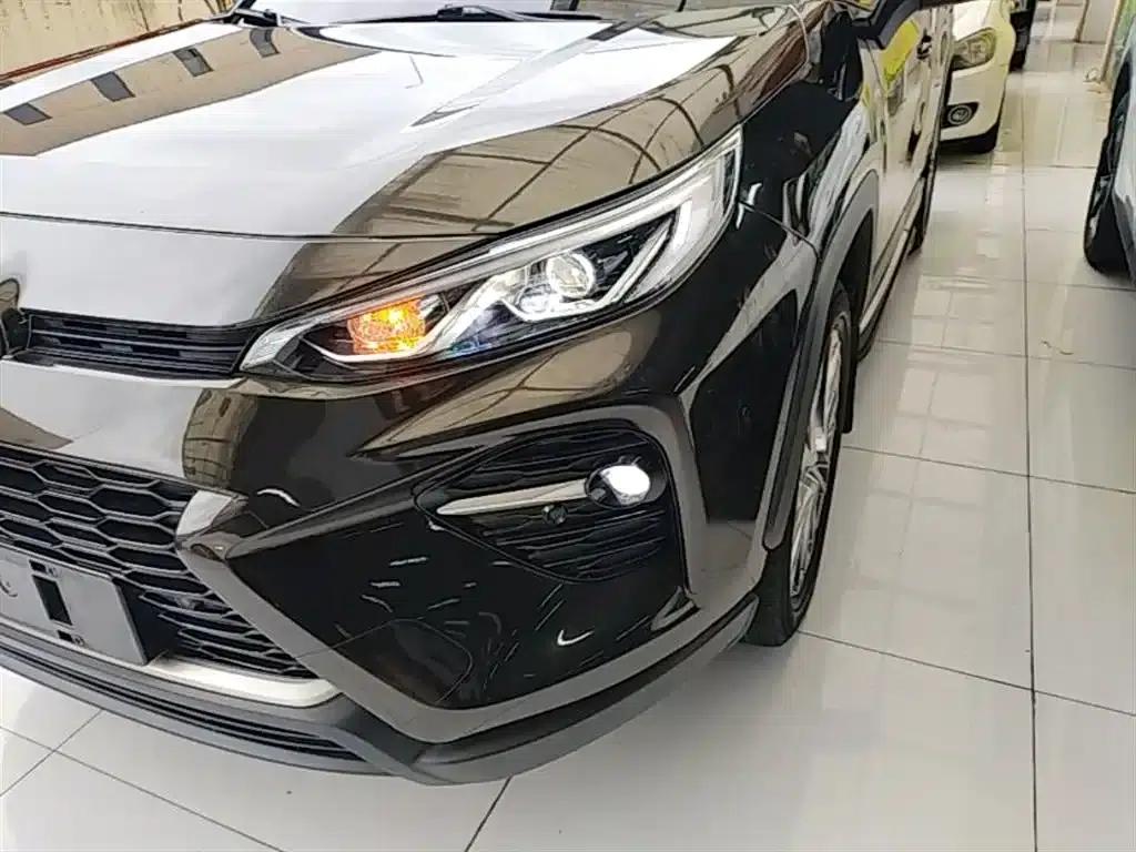 Highlander 2020 2.0L CVT 4WD Premium Edition — миниатюра 24