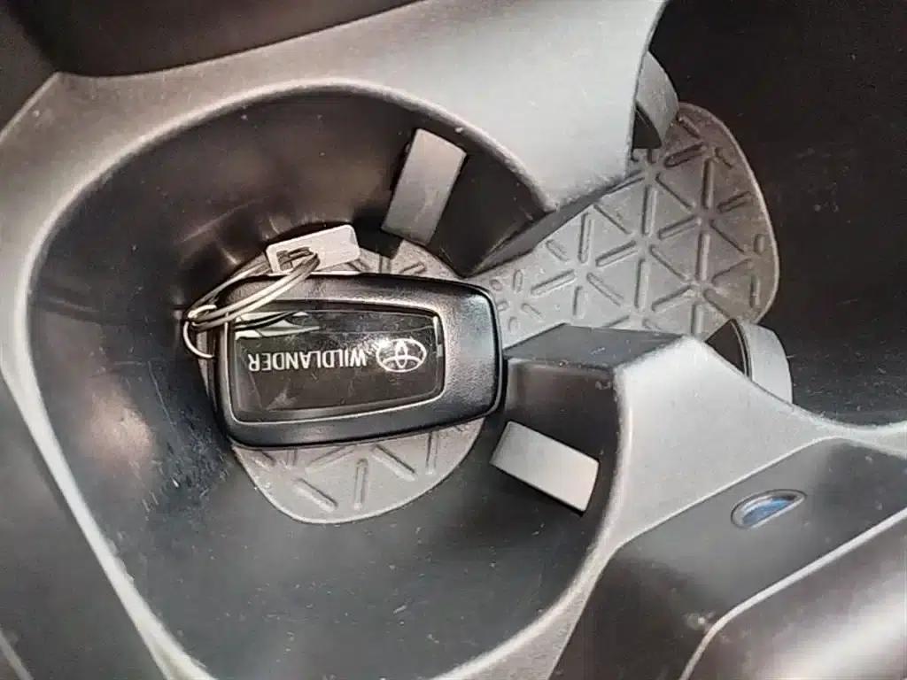 Highlander 2020 2.0L CVT 4WD Premium Edition — миниатюра 9