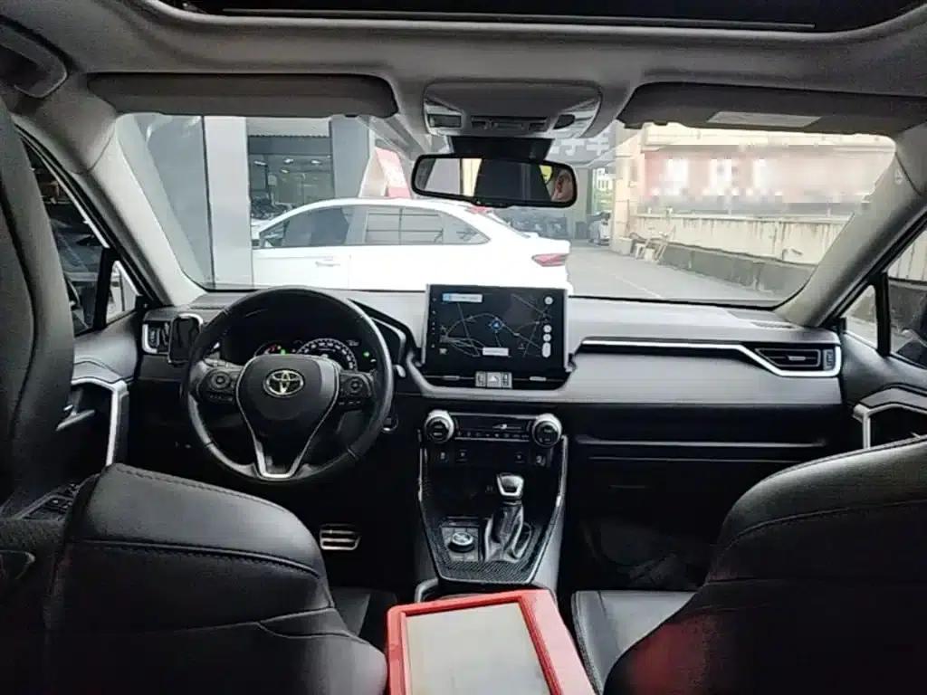 Highlander 2020 2.0L CVT 4WD Premium Edition — миниатюра 10
