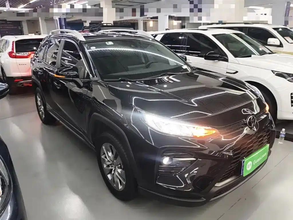 2024 Toyota RAV4 2.0L CVT 2WD Leading Edition — миниатюра 4