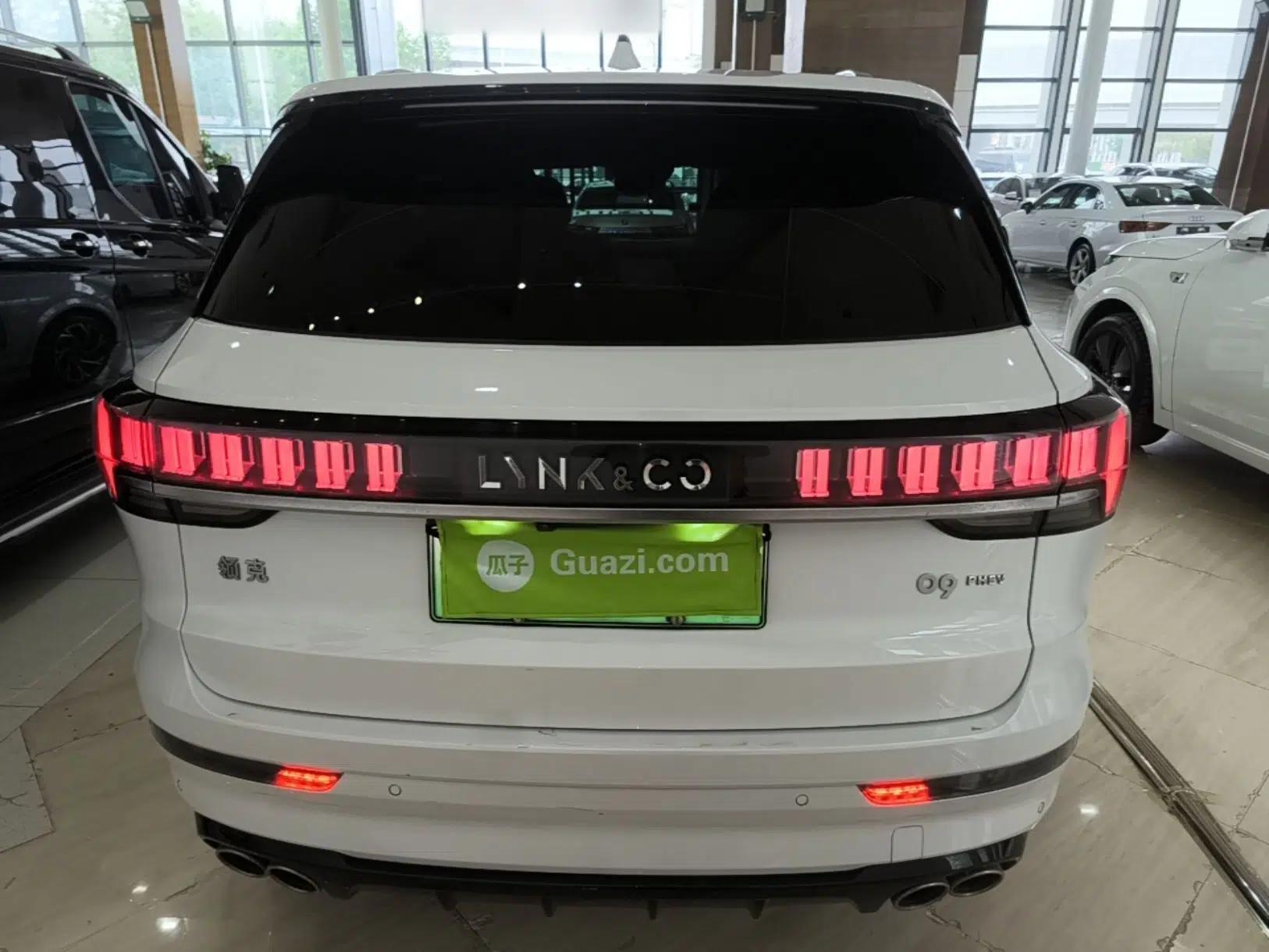 Lynk & Co 09 EM-P 2021 2.0T PHEV Ultra Six-Seater — миниатюра 3