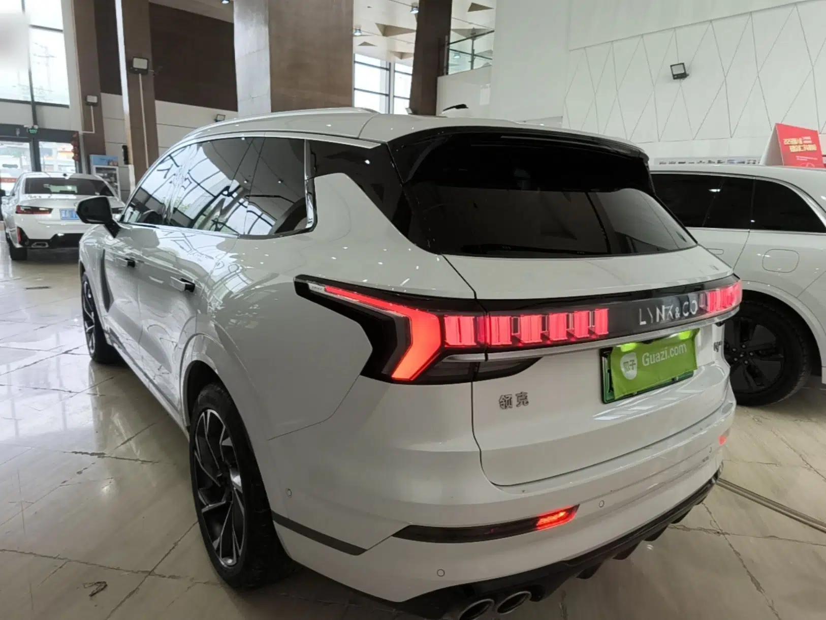 Lynk & Co 09 EM-P 2021 2.0T PHEV Ultra Six-Seater — миниатюра 7