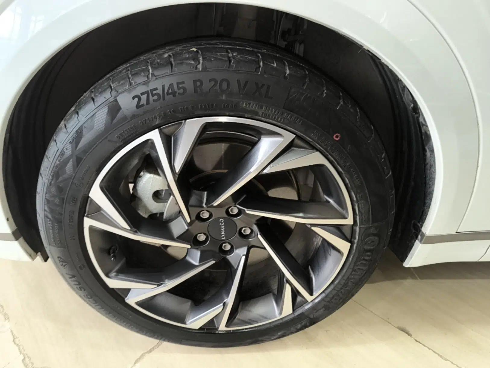 Lynk & Co 09 EM-P 2021 2.0T PHEV Ultra Six-Seater — миниатюра 9