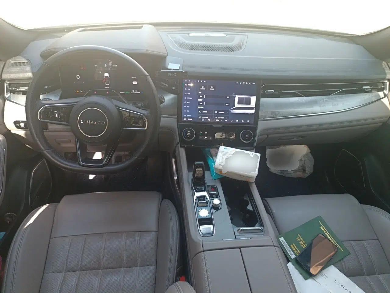 Lynk & Co 09 EM-P 2023 2.0TD EM-P Long-Range Version PM Six-Seater — миниатюра 18