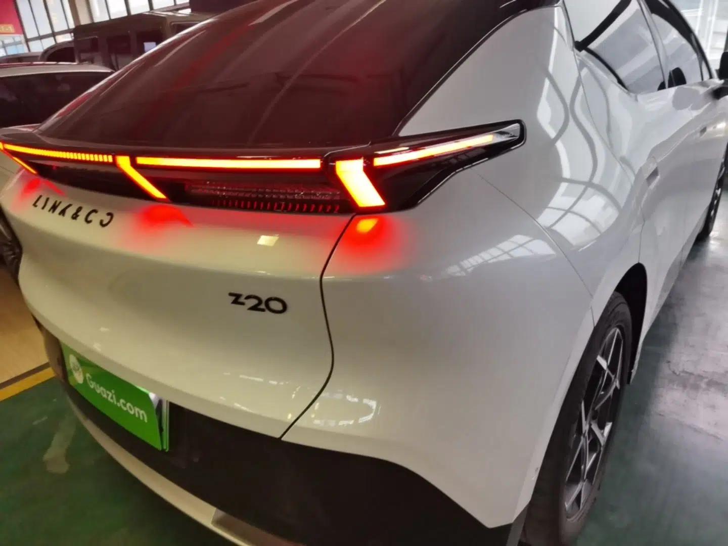 Lynk & Co Z20 2025 530 km Range Rear-Wheel Drive Pro — миниатюра 8
