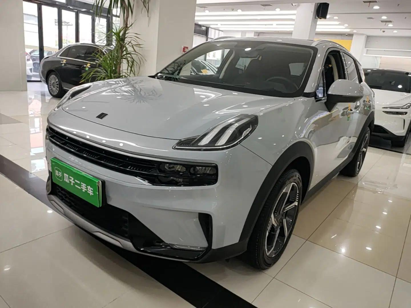 Lynk & Co 06 EM-P 2022 PHEV 84 km Range Pro Version — миниатюра 1