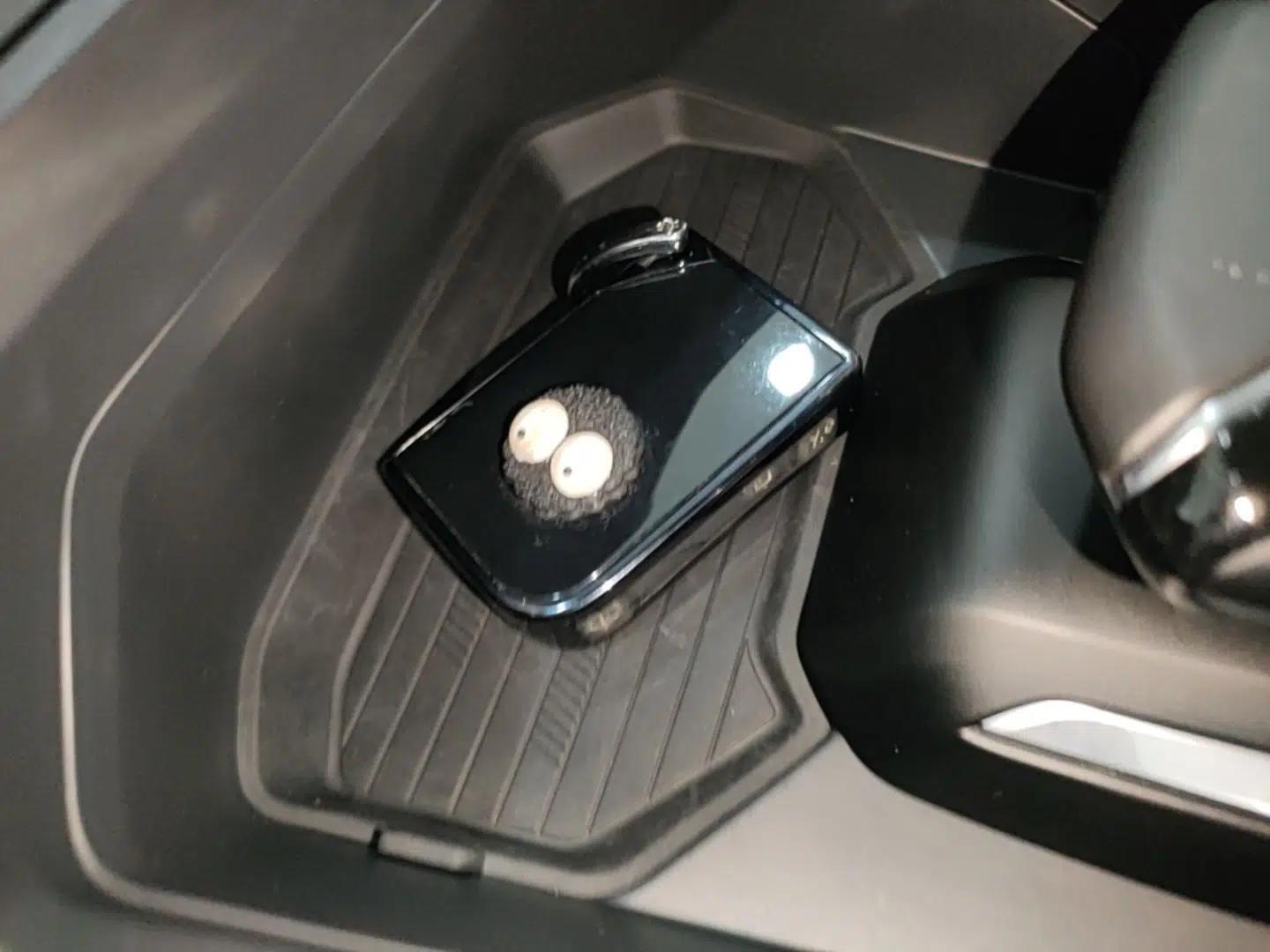 Lynk & Co 06 EM-P 2022 PHEV 84 km Range Pro Version — миниатюра 12