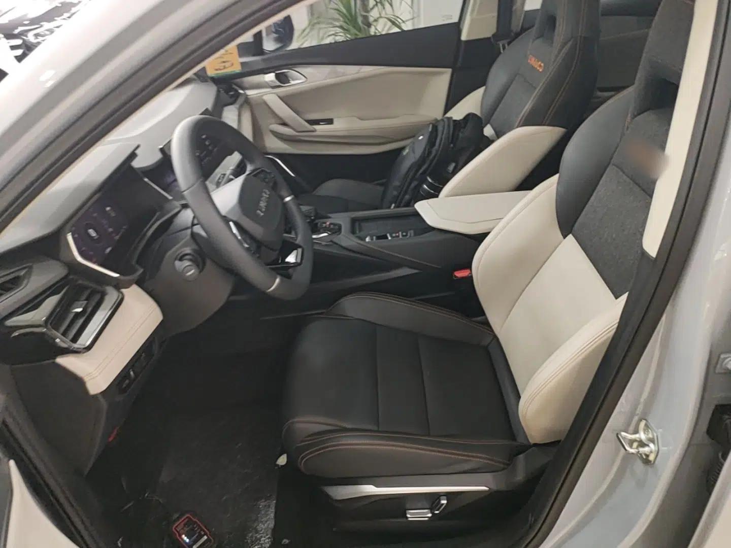 Lynk & Co 06 EM-P 2022 PHEV 84 km Range Pro Version — миниатюра 18