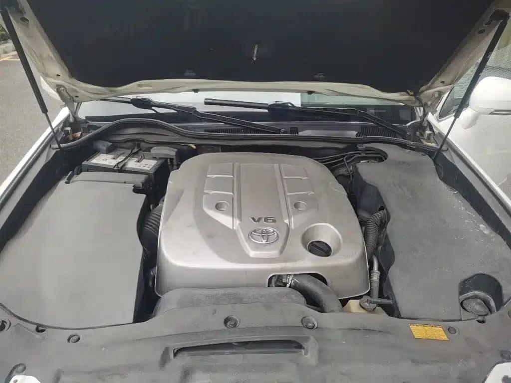 Crown 2010 2.5L Royal — миниатюра 9