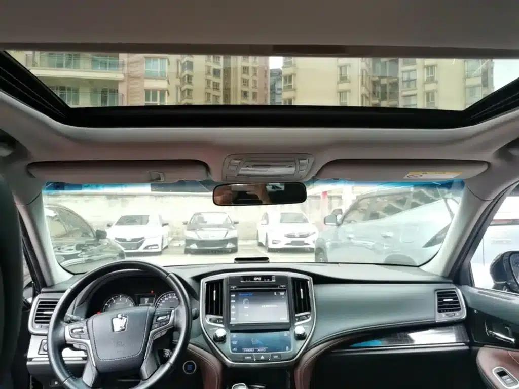Crown 2017 2.0T Sport Edition — миниатюра 18