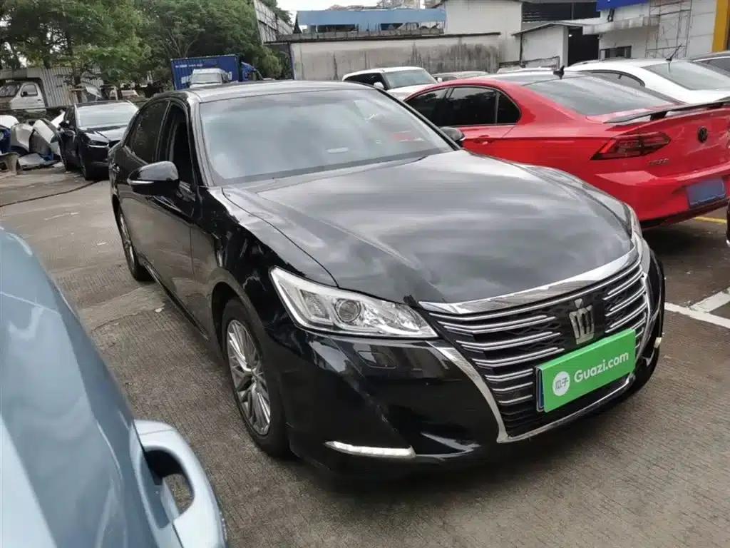 Crown 2017 2.0T Sport Edition — миниатюра 4