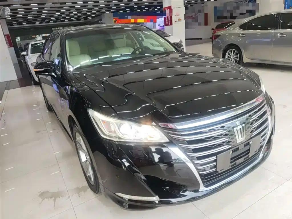 Crown 2015 2.0T Pioneer Edition — миниатюра 22