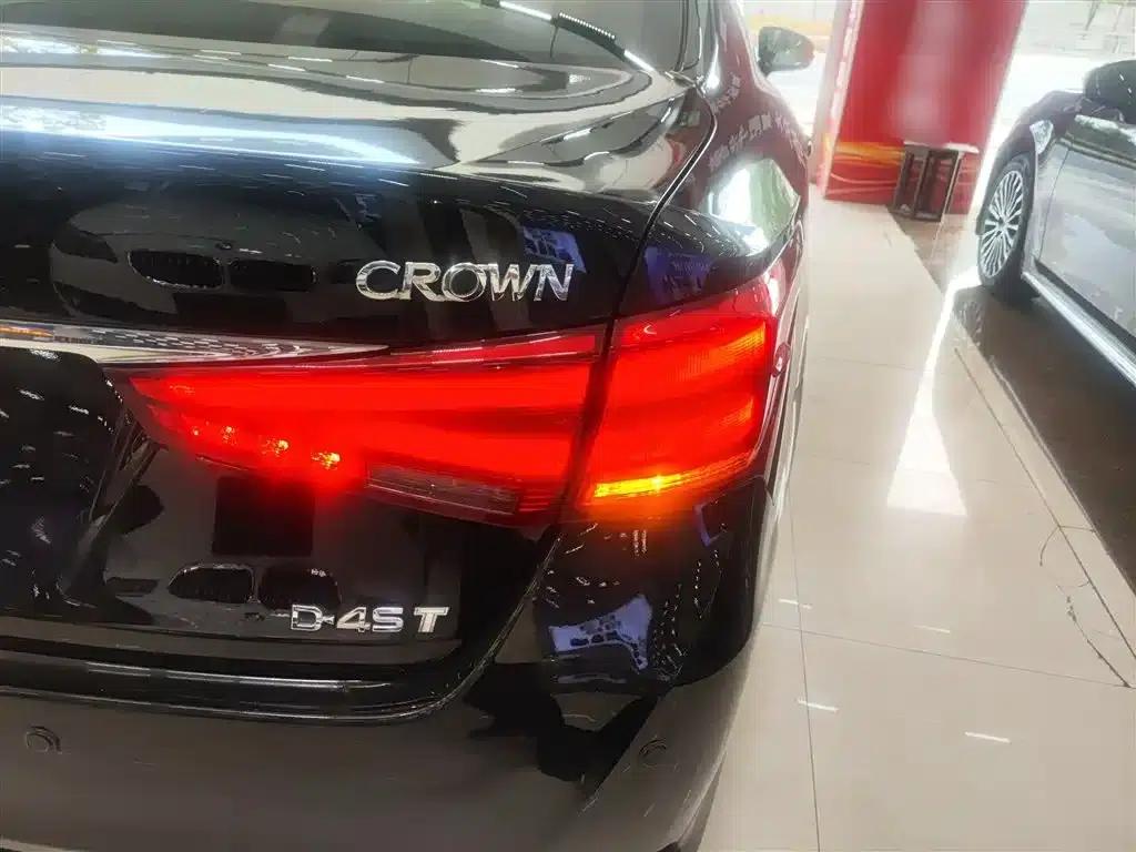 Crown 2015 2.0T Pioneer Edition — миниатюра 24