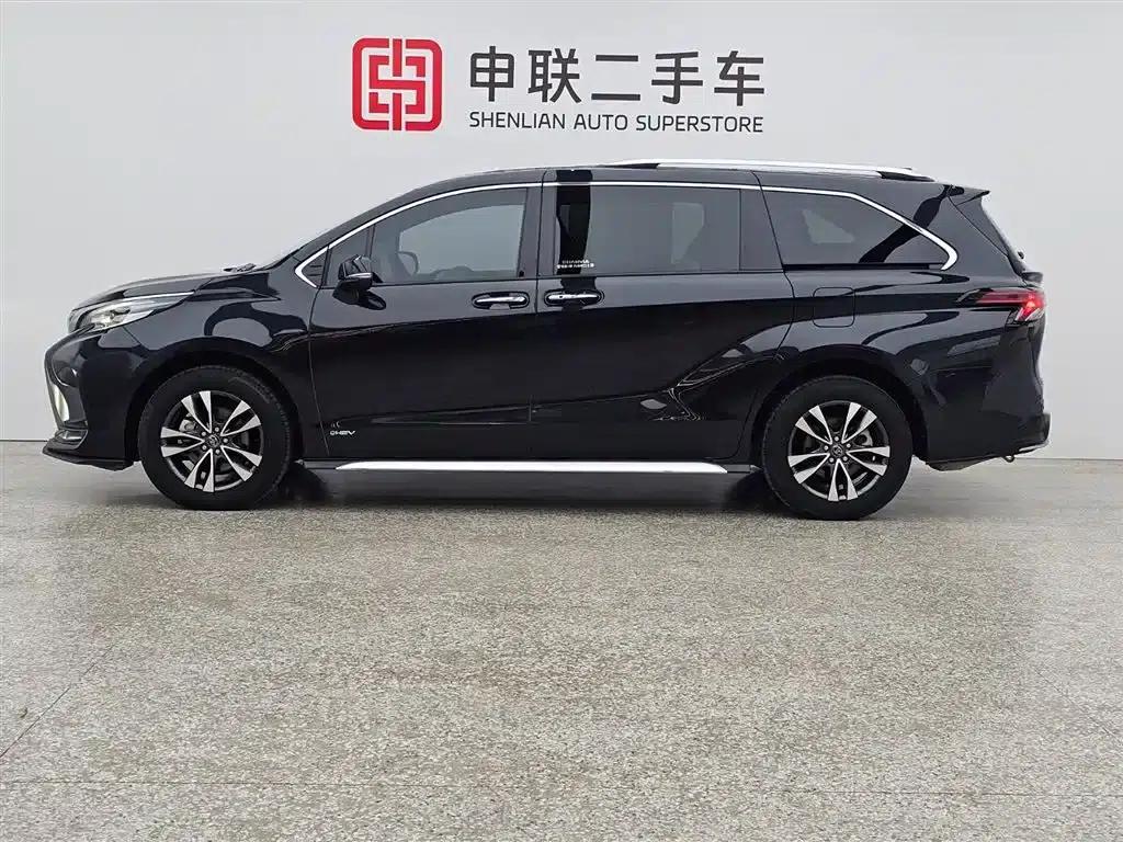 2024 Grevia 2.5L Hybrid Luxury Edition — миниатюра 4