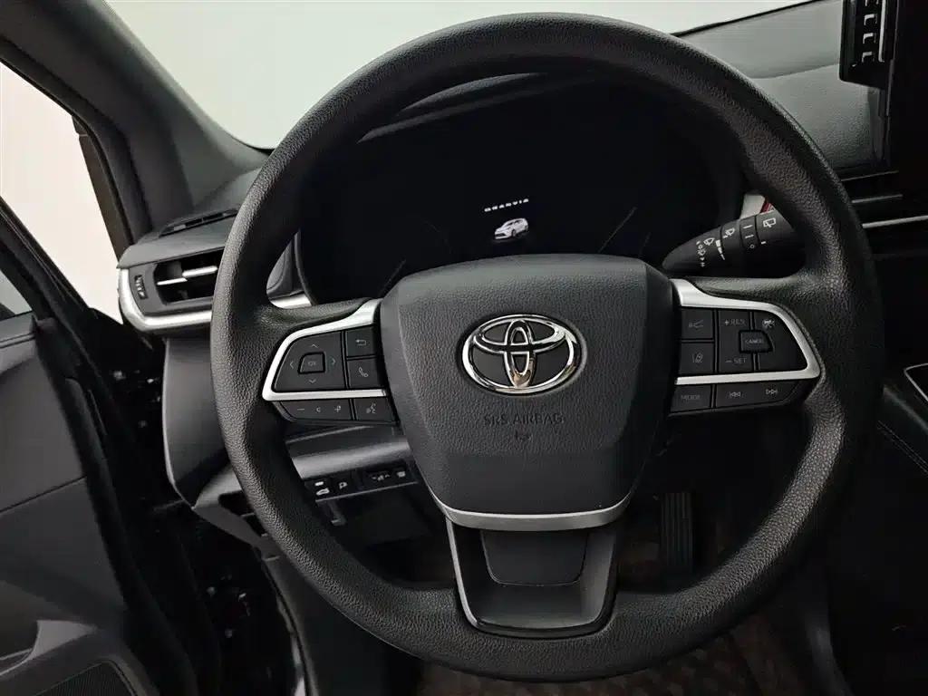 2024 Grevia 2.5L Hybrid Luxury Edition — миниатюра 9