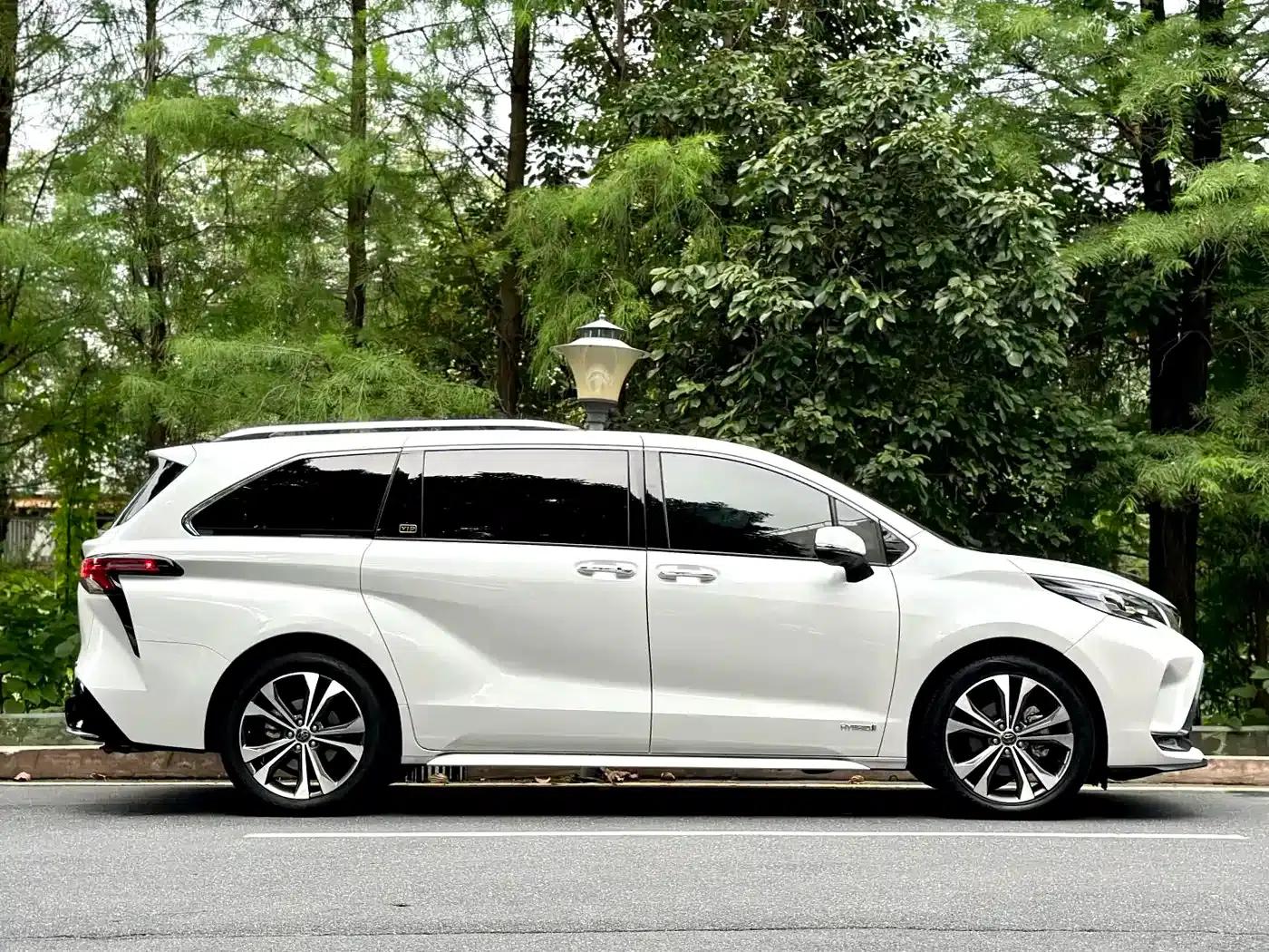 2023 Grevia 2.5L Hybrid Flagship VIP Edition — миниатюра 9
