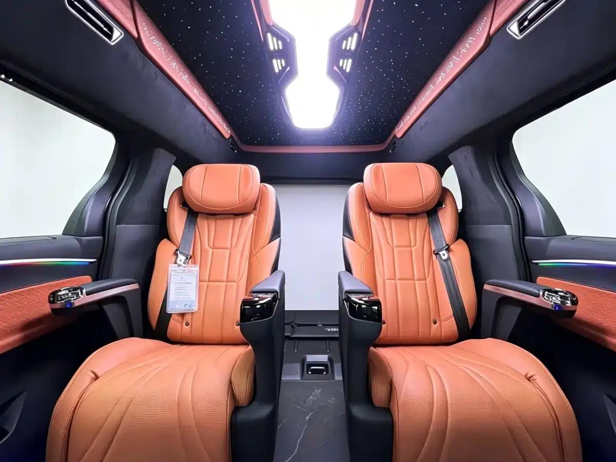 2026 Grevia 2.5L Hybrid Luxury Edition — миниатюра 9