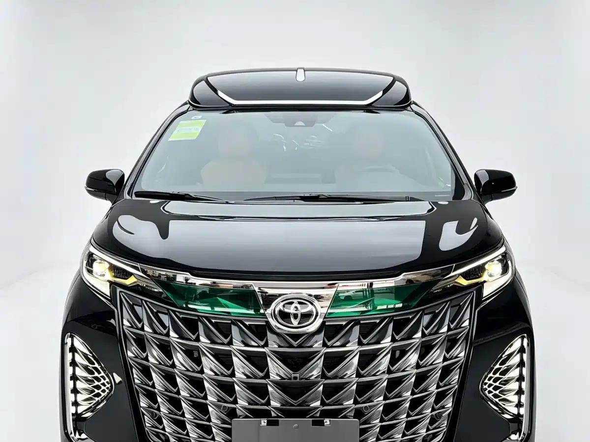 2026 Grevia 2.5L Hybrid Luxury Edition — миниатюра 3