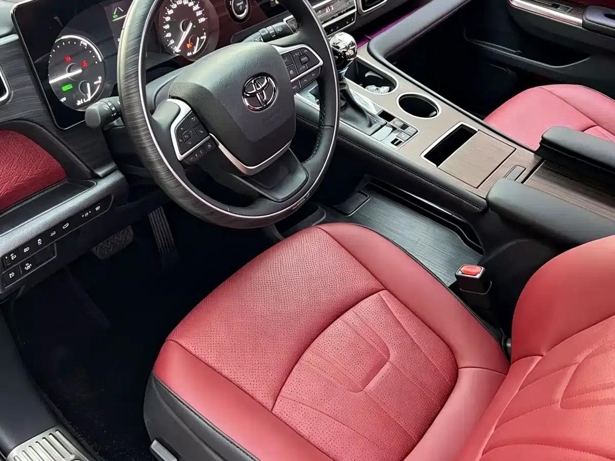 2026 Grevia 2.5L Hybrid Luxury Edition — миниатюра 6