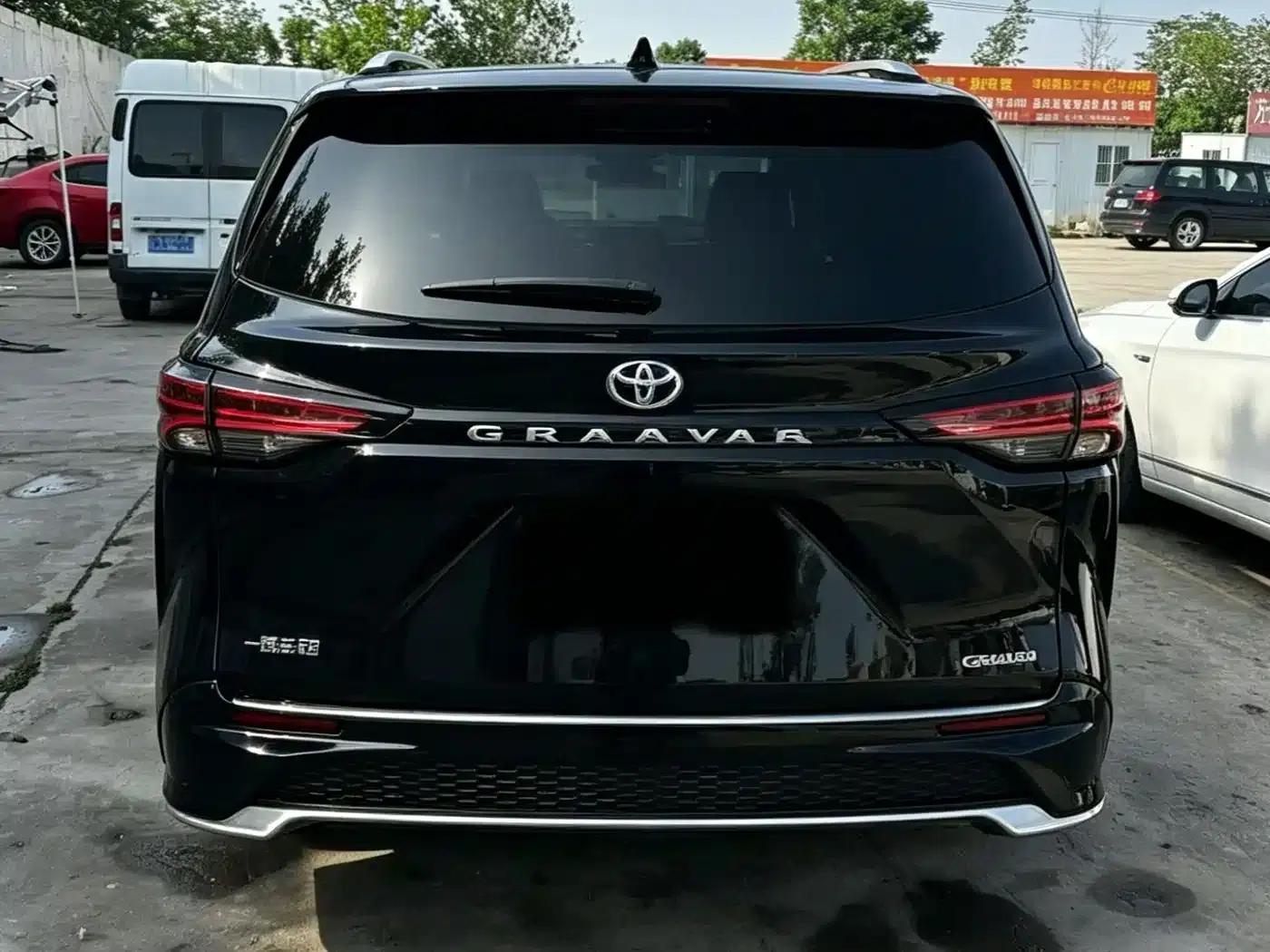 2024 Grevia 2.5L Hybrid Luxury Edition — миниатюра 6