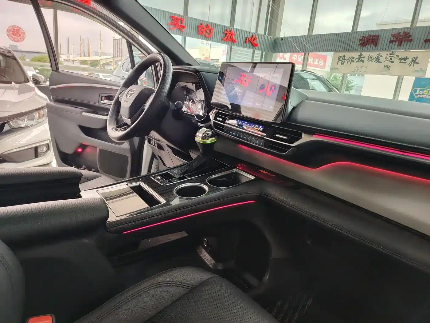 2022 Grevia 2.5L Hybrid Flagship Edition — миниатюра 12