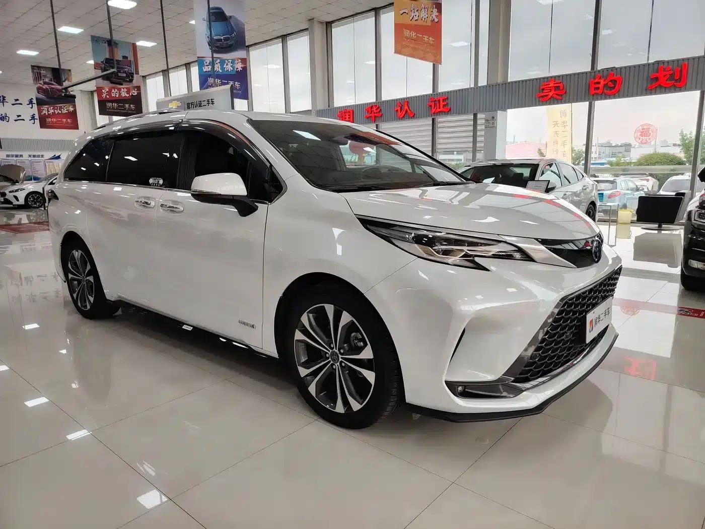 2022 Grevia 2.5L Hybrid Flagship Edition — миниатюра 3