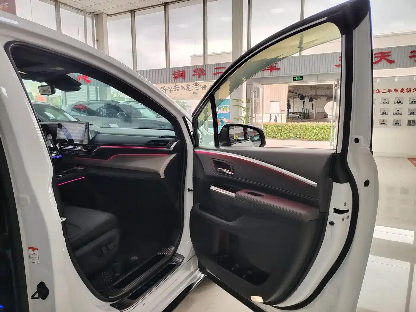 2022 Grevia 2.5L Hybrid Flagship Edition — миниатюра 6